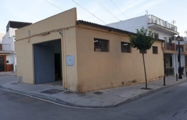 LOCAL COMERCIAL JUNTO AL CORTE INGLES