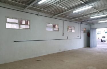 LOCAL COMERCIAL JUNTO AL CORTE INGLES